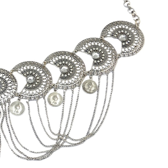 🔥 Best Seller! Silver Boho Belt w/ Crystals Chain - Picture 4 of 4